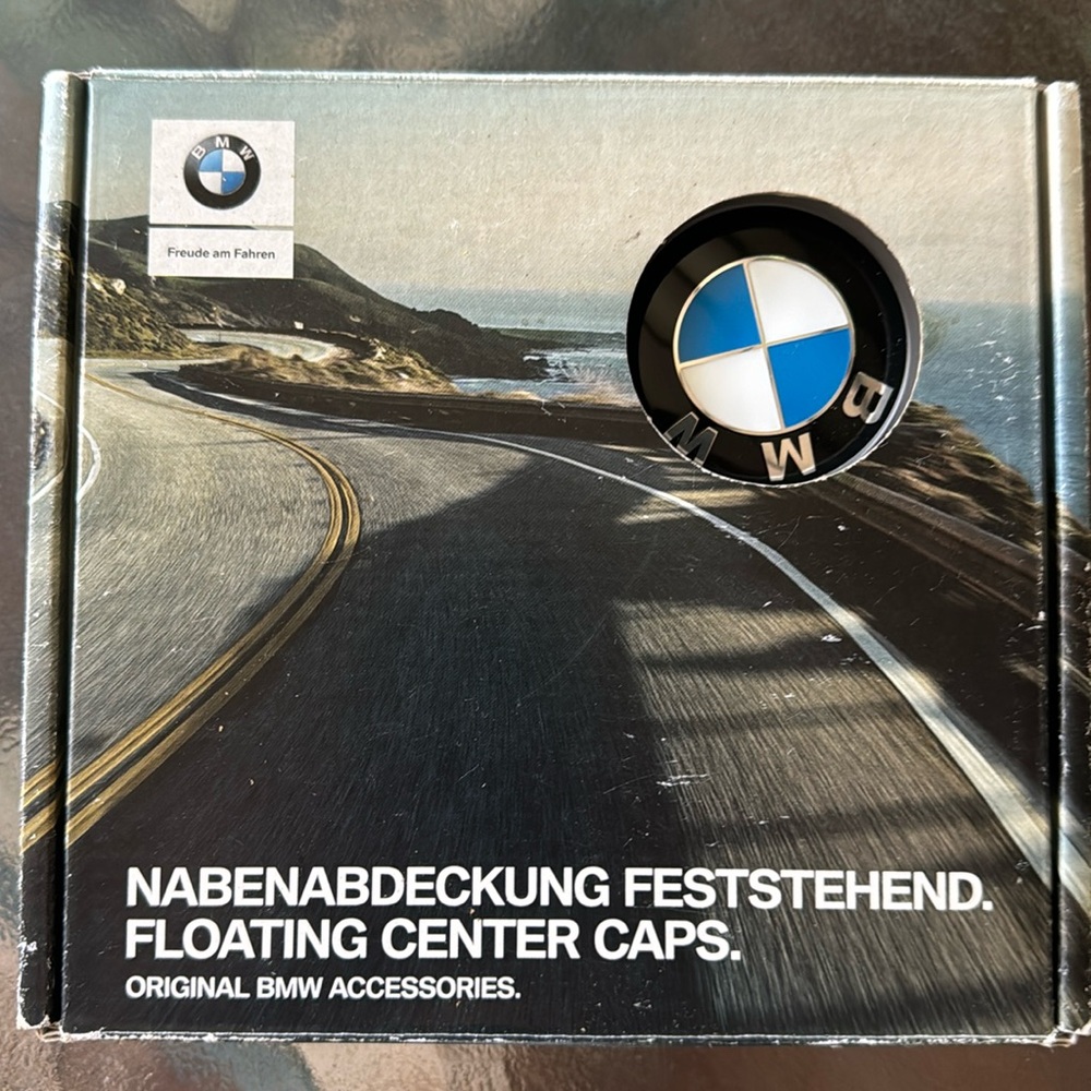 BWM Floating Center Caps